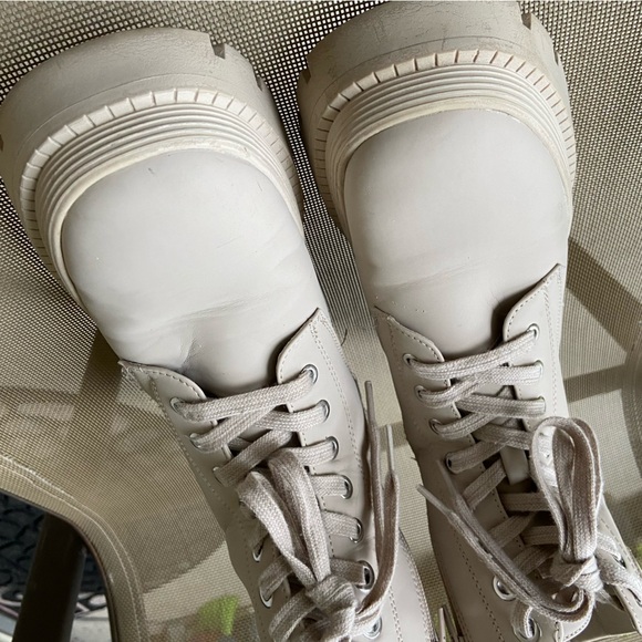 GUC JustFab US Sz-8 Combat Boots- Lace & Zipper, Creamy White, Silver Lace Rivet - Picture 14 of 15